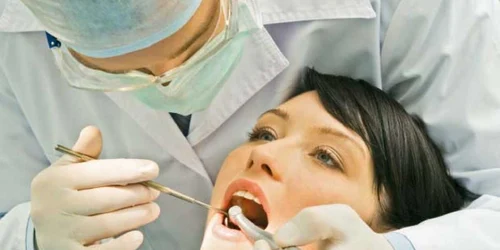 Şlefuirea dinţilor poate fi soluţia stomatologică pentru  scrâşnitul în timpul somnului 