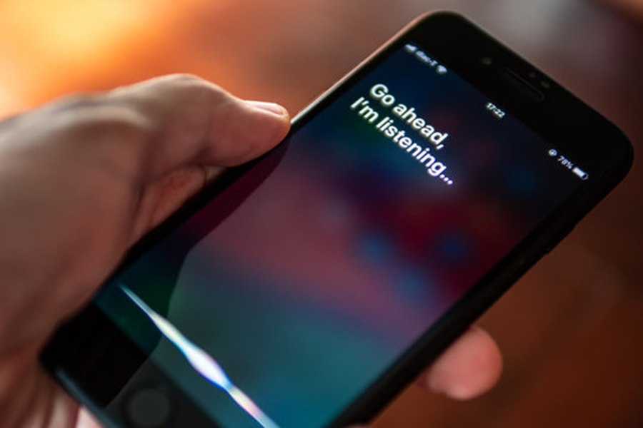 Asistentul vocal Siri, anchetat în Franța: Apple este acuzată că a colectat ilegal datele utilizatorilor