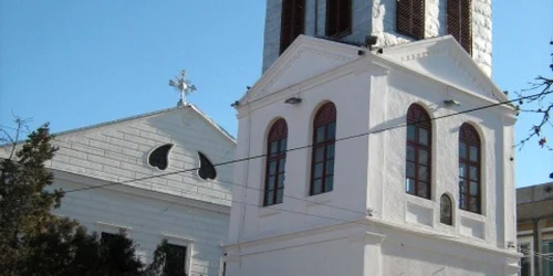 Biserica cu ceas