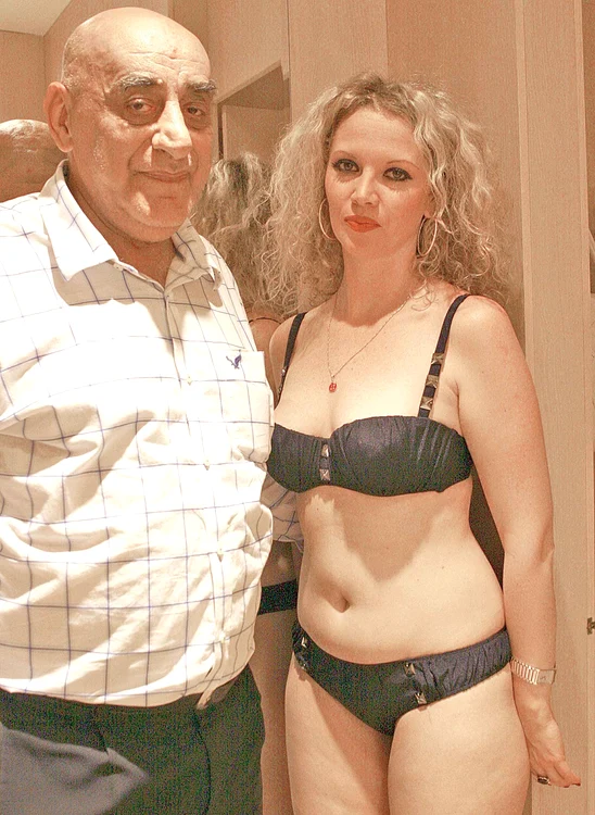 Martie 2013: Oana Lis cântăreşte 72 de kilograme, dar vrea să mai slăbească (FOTOGRFII: CLICK!)