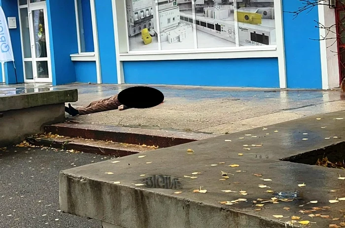 Un bărbat a murit după ce a căzut de la etajul 2. FOTO C.S.
