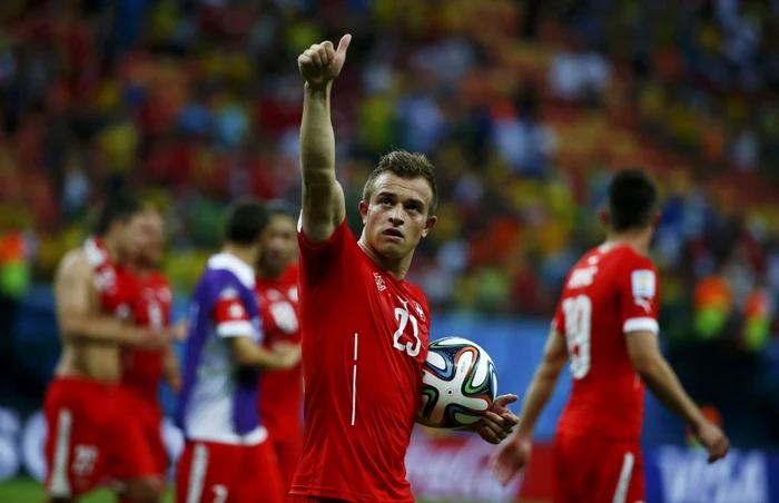 Elveţianul Shaqiri a reuşit o triplă în meciul împotriva Hondurasului şi a calificat echipa sa în optimi. FOTO: Reuters