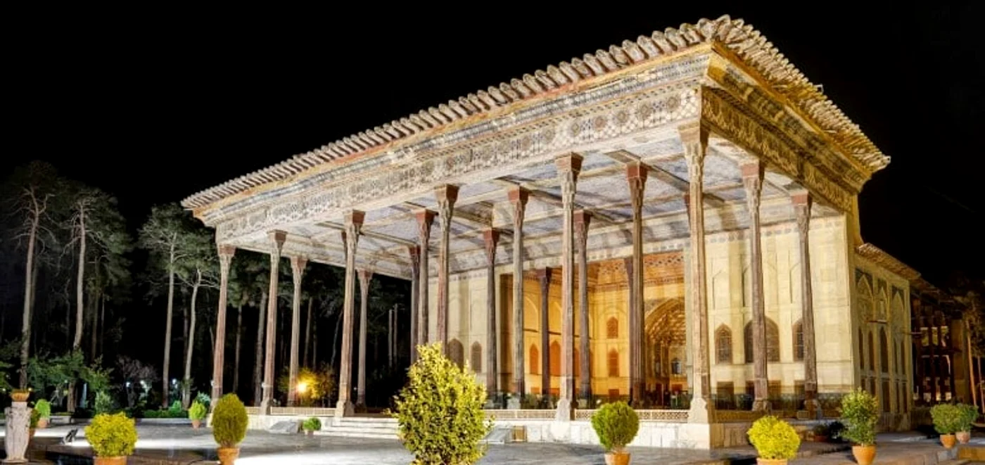 Palatul Chehel Sotoun din Isfahan. Foto: orienttrip.com