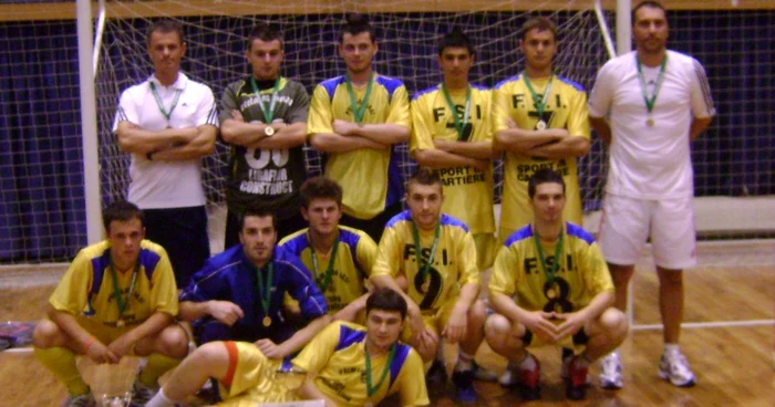 Studenții de la „Cuza“, campioni la fotbal în sală