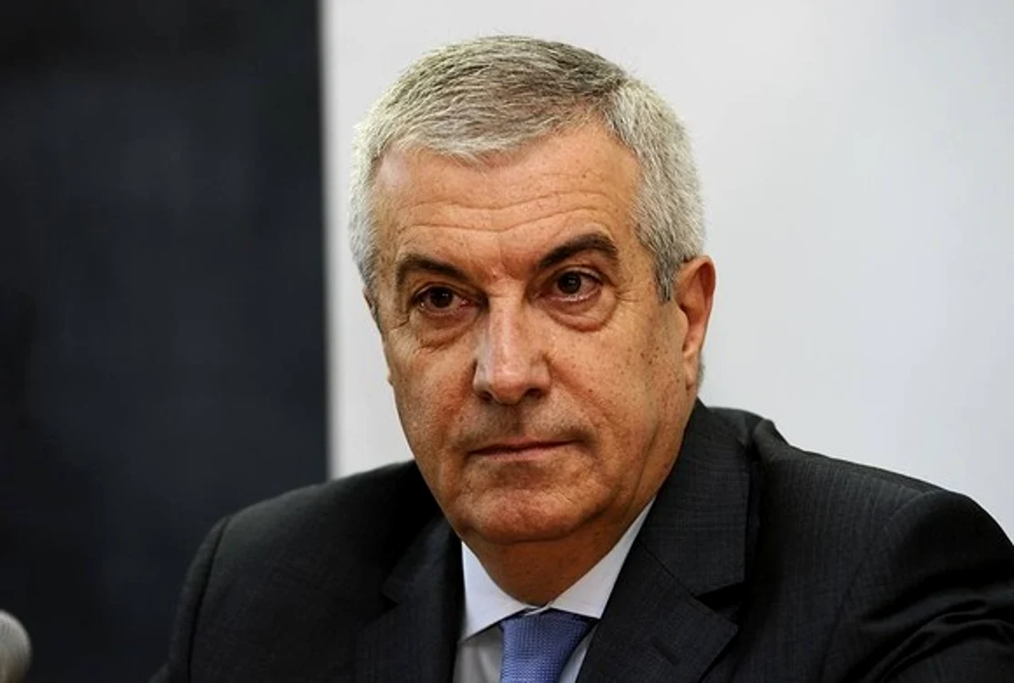 
    Tăriceanu anunţă că ALDE iese de la guvernare şi va rămâne în opoziţie  