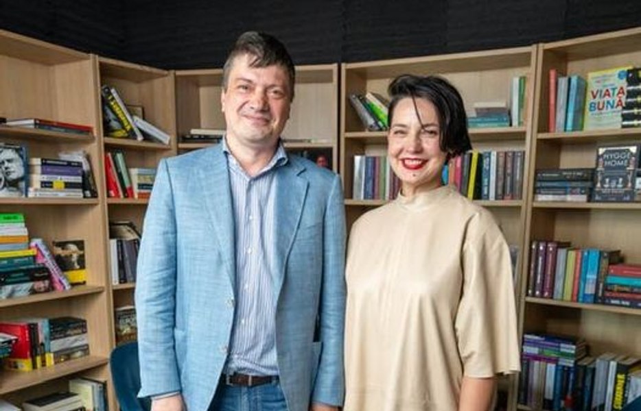 Podcastul lui Ionuț Vulpescu - invitată, Maria Dinulescu (sezonul 3, episodul 41)