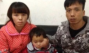 main child with eye cancer right to die jpeg