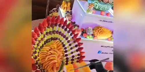 Sculptură fructe Alin Urlea (1) mp4 thumbnail png