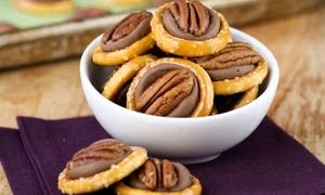 Rolo Pretzel Truffles 2 of 2 jpeg