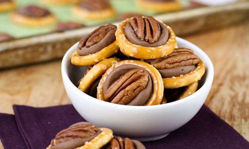 Rolo Pretzel Truffles 2 of 2 jpeg