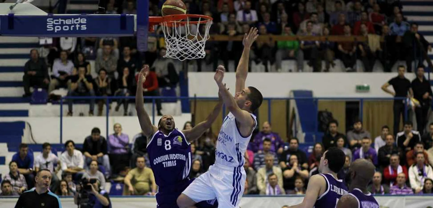 Semifinala Cupei României: BC Timişoara-Gaz Metan Mediaş Foto: Seba Tătaru (banatsport.ro)