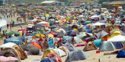 tents in vama veche