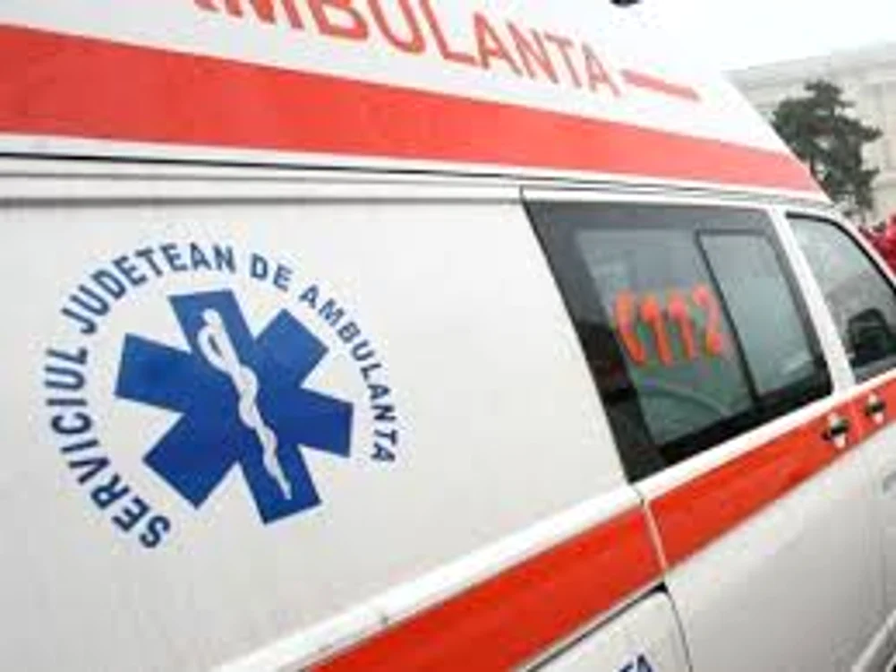 Copilul a fost transportat de urgenţă la spital