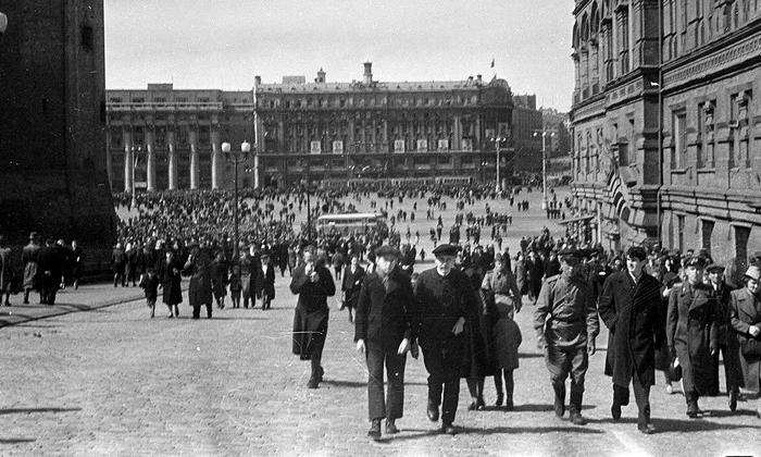 Ziua Victoriei, 9 mai 1945, în Moscova (© Wikimedia Commons)