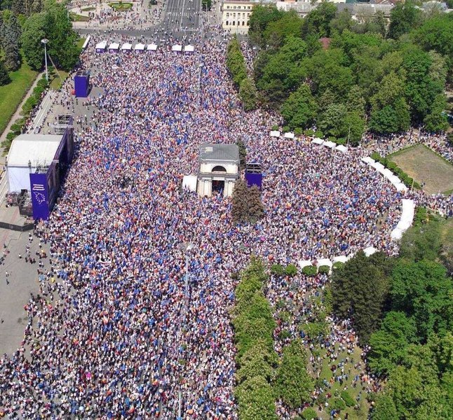 Participanții la Adunarea ,,Moldova Europeană” au adoptat o rezoluție. Ce prevede documentul înaintat clasei politice de la Chișinău