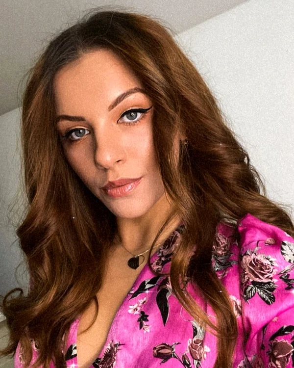 cristina sevcenco videoclip viral tik tok 01