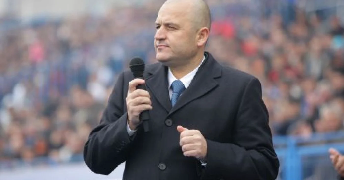 Mititelu simte că Solomon are o problemă personală cu el