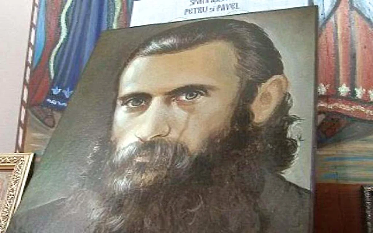 Mii de credincioși din toată țara au venit să vadă minunea din satul vasluian Pușcași