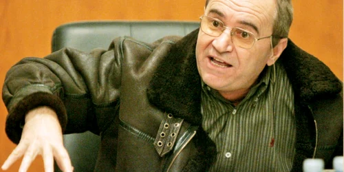 Dinel Staicu (fost Nuţu)