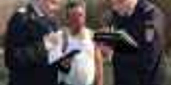 Bărbatul a primit 2000 de lei amendă pentru incendiul de vegetaţie pe care l-a provocat