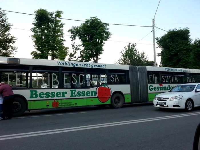 Un autobuz al Serviciului de transport public de călători Hunedoara a consumat 65 de litri la suta de kilometri. Arhivă.