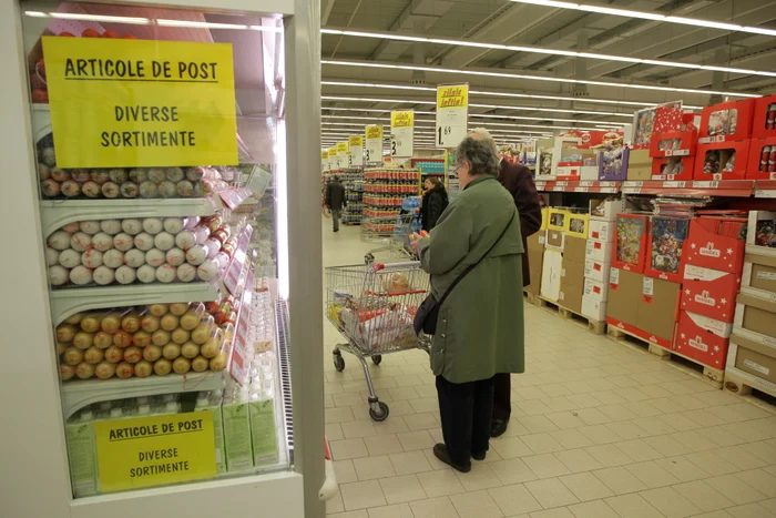 Curând, rafturile magazinelor se vor umple cu produse de post