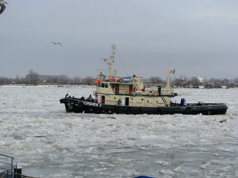 Gheaţă pe Dunăre în februarie 2017 FOTO C Crangan