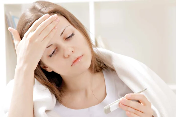 
    Pentru a te feri de gripă şi răceală este  recomandat să-ţi imunizezi organismul  cu vitamina C, echinacea şi propolis  