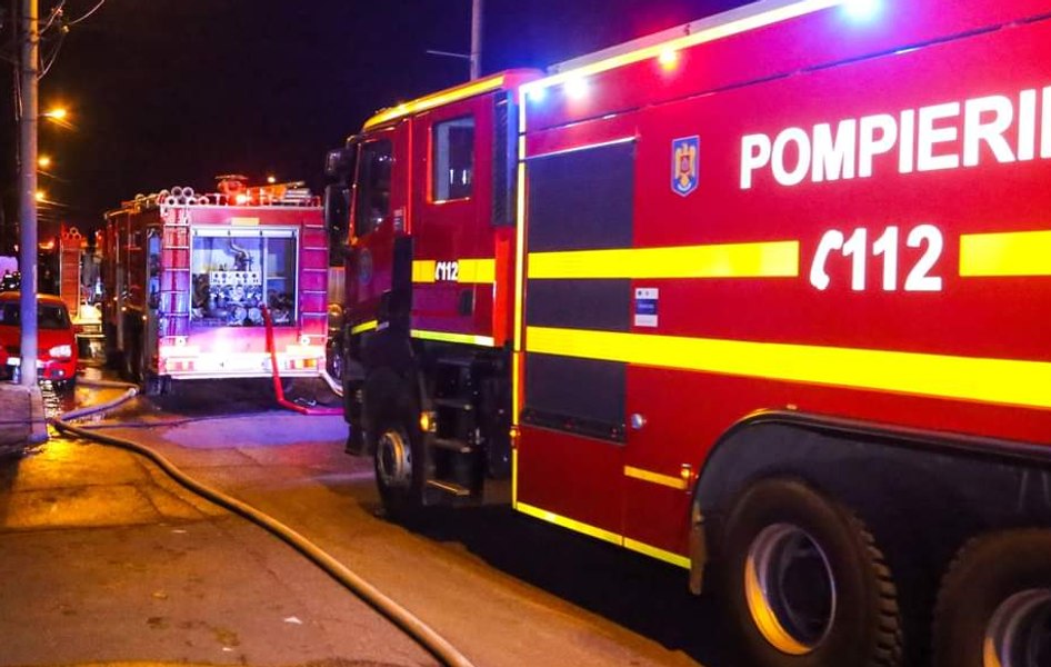 Dramă în ziua de Paște. Un tată nu și-a putut salva fiul de 19 ani, blocat în locuința incendiată