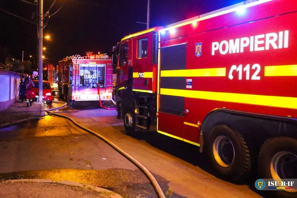Incendiu la o instalație din portul Constanța. Alimentarea cu energie electrică a fost oprită