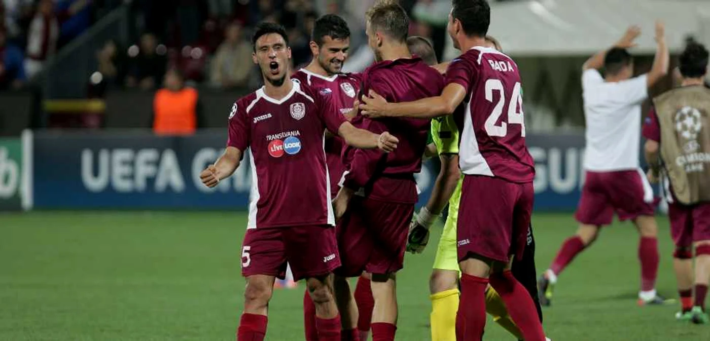 Clujenii se bucur[ după calificarea în grupele Ligii Campionilor FOTO Mediafax