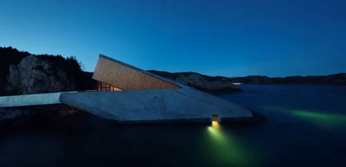 UNDER cel mai mare restaurant subacvatic din lume primul din Europa Foto designboom com credit Ivar Kvaal