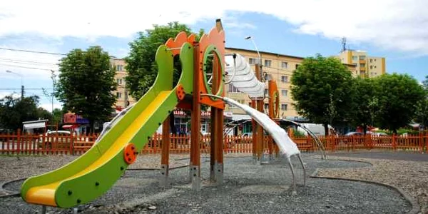 locuri de joaca baia mare