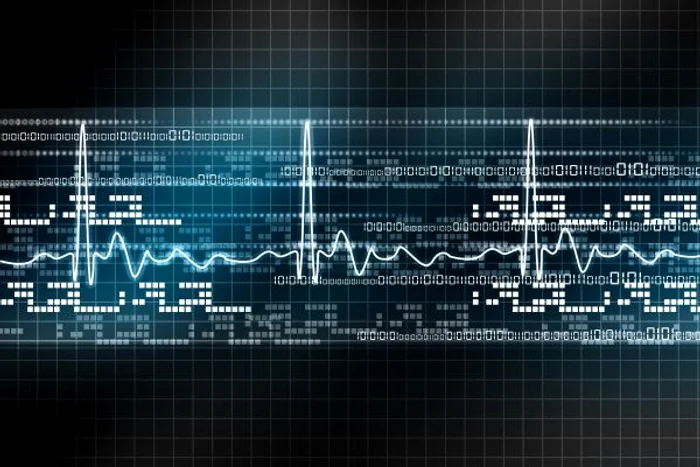 
    Electrocardiograma înregistrează activitatea electrică a inimii, oferind informații despre structura și funcționalitatea acestui organ.www.clicksanatate.ro  