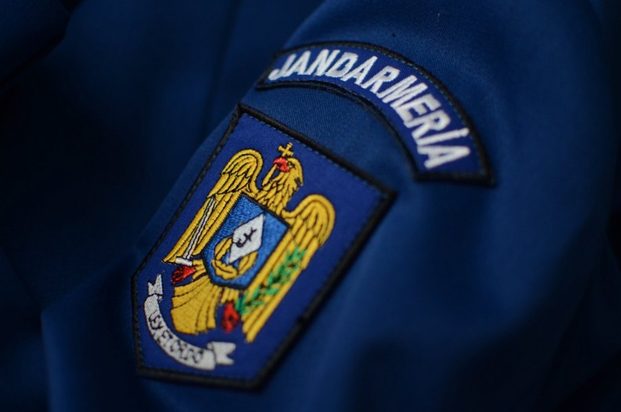 Jandarmi obligați să pună gresie în unitate. Acuzații grave la Gruparea Mobilă Constanța: „Asta se numeşte umilinţă”. Cum se apără conducerea 