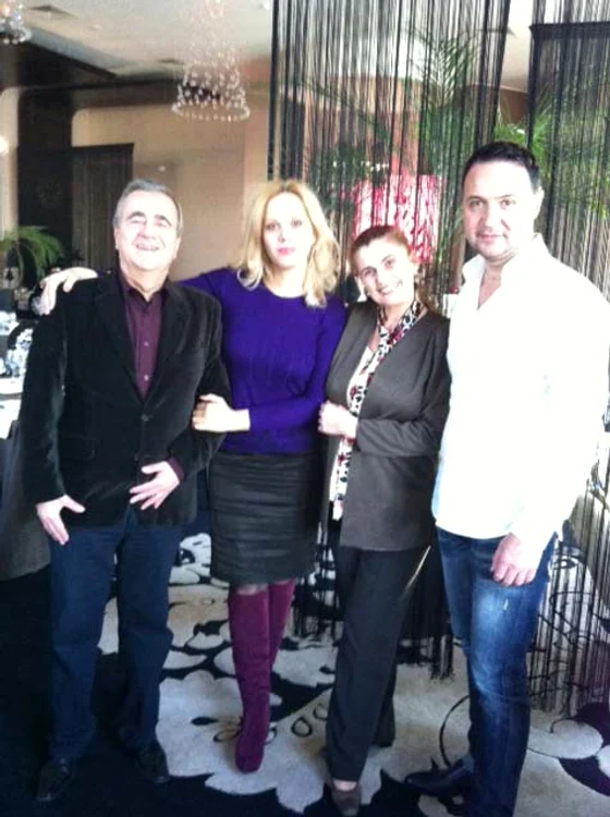 
    Nicuşor Stan, Felicia Filip, Mihaela Şerban şi Cristian Mihăilescu (de la stânga la dreapta)  
