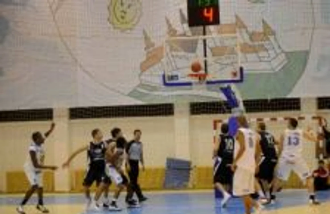 Baschetbaliştii lui Dragan Petricevici revin în Sala Olimpia