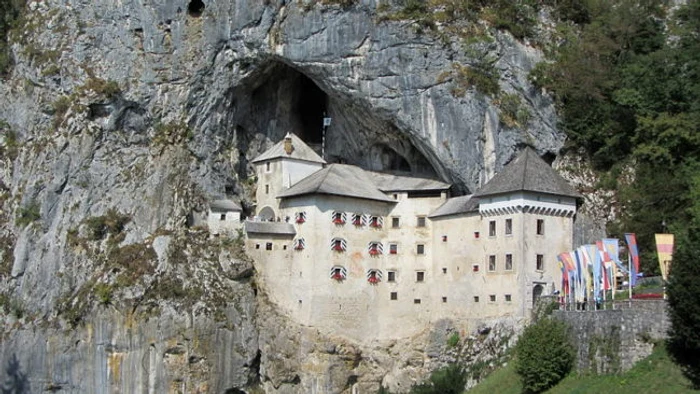 Castelul Predjama, Slovenia