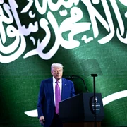 AFP  20250513  46J94CU  v1  HighRes  SaudiUsDiplomacyEconomyForum jpg
