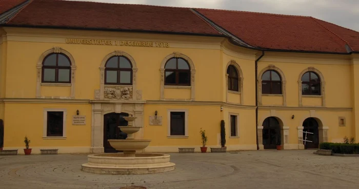 Clădirea rectoratului Universităţii din Alba Iulia