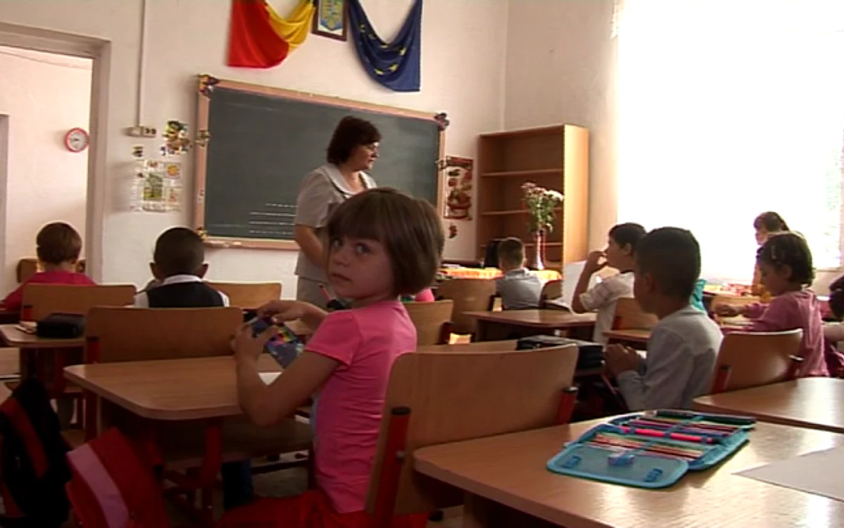 Luni are loc evaluarea competenţelor de scriere la Limba Română, respectiv Limba Maternă