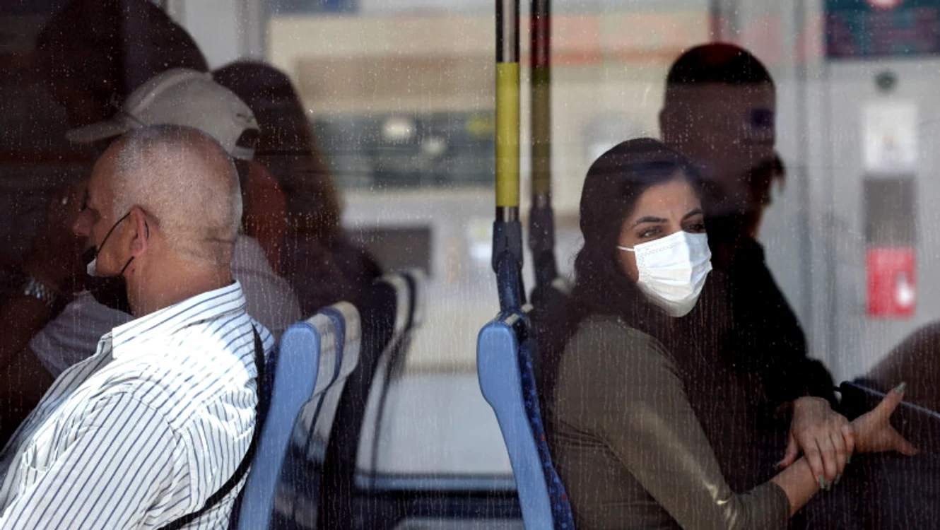 Masde protecție în autobuz