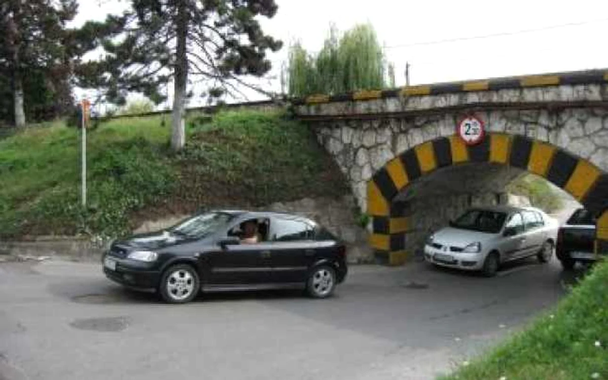 Râmnicu Vâlcea: Primăria se împrumută la bănci pentru investiţii în infrastructură