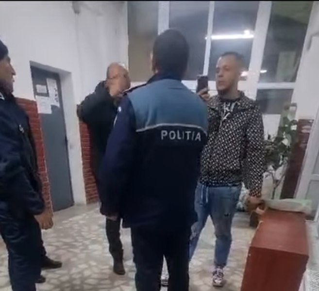 Scandal provocat de doi bărbați într-o secție de poliție din Târgu Jiu. Oamenii legii, înjurați ca la ușa cortului VIDEO