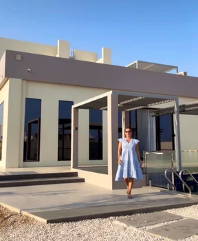 Roxana Condurache a reușit să găsească bilet pentru întoarcerea în țară din Orientul Mijlociu Foto: Instagram