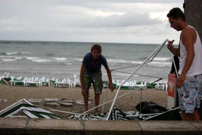 A plouat „cu spume“ la Constanţa FOTOGALERIE