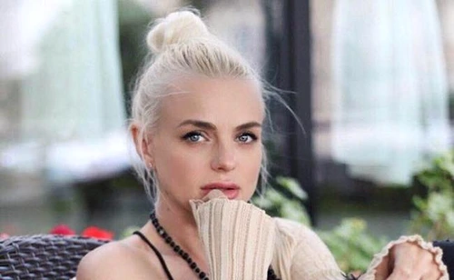 7 jojo in doliu e1559289762772 jpg jpeg