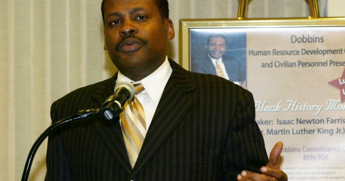 Isaac Newton Farris Jr., vorbind despre ilustrul său unchi la o conferinţă FOTO: Dobbins Air Reserve Base