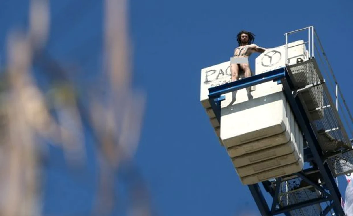 
    Protestatarul nu a fost încă identificat (Foto: Arhivă)  