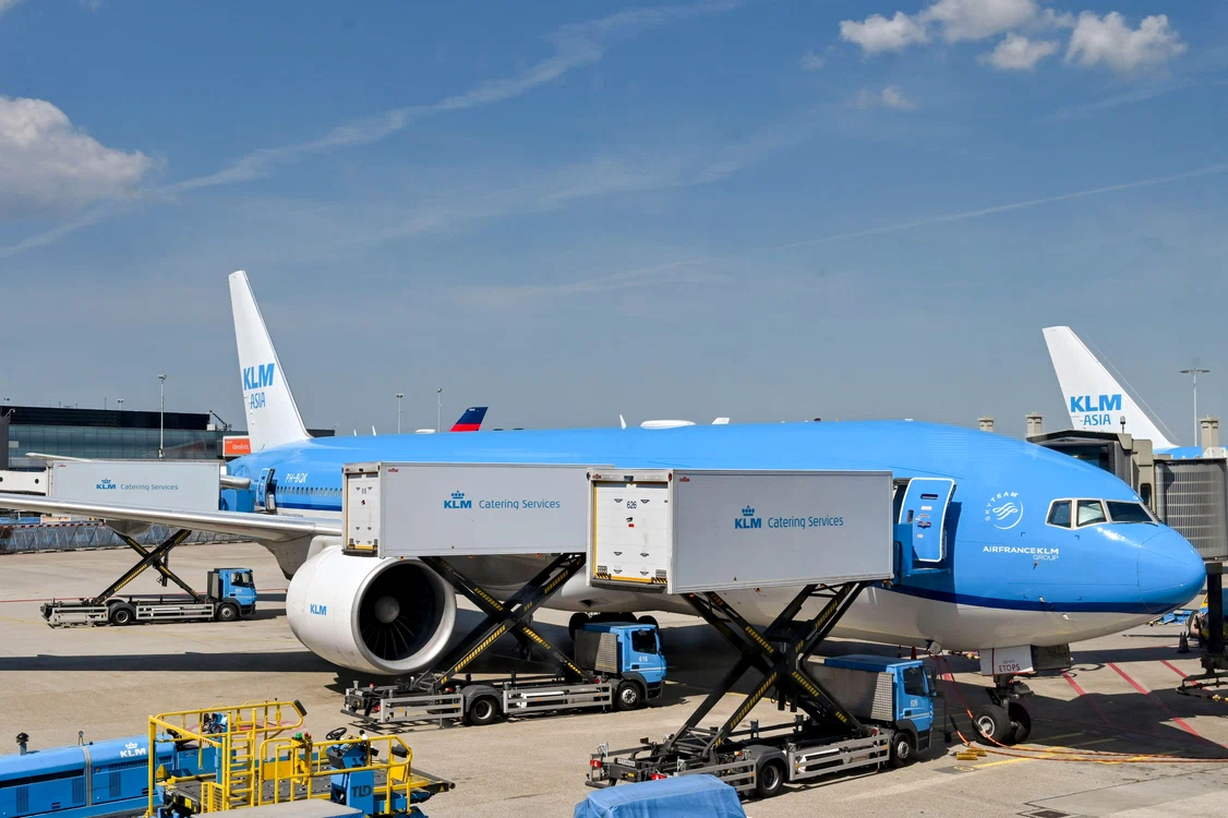 Femeia lucrează pentru compania de zbor KLM FOTO Profimedia